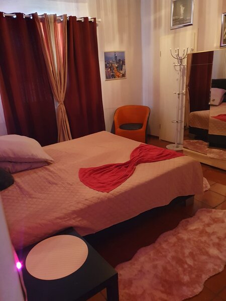 Germania, job erotic fete 18+